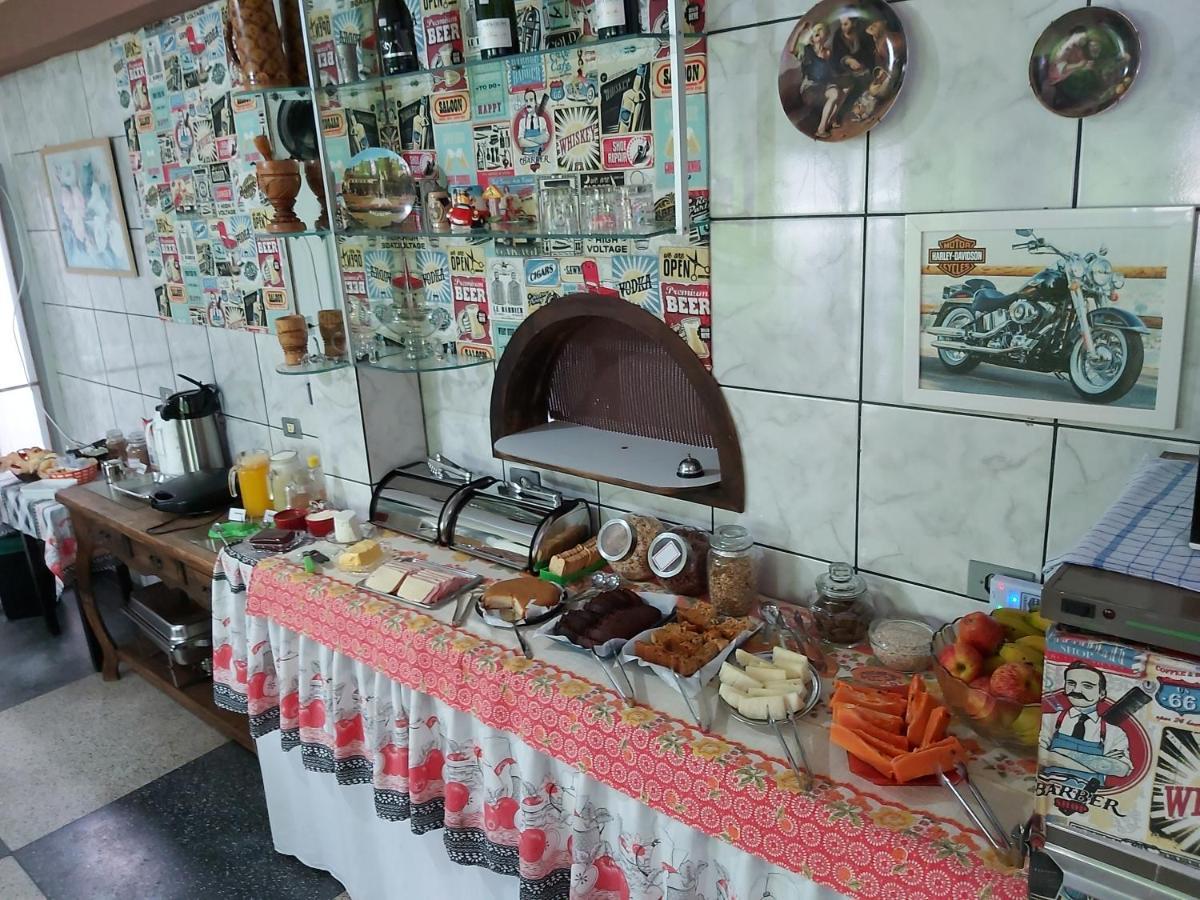 Hotel Pousada Girassol Matinhos Kültér fotó