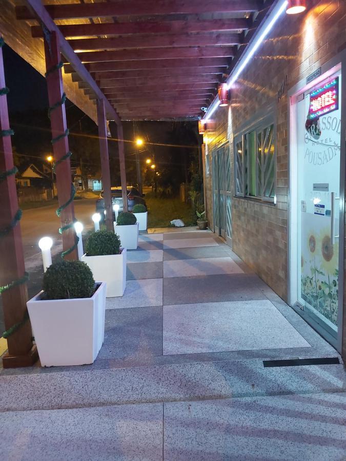 Hotel Pousada Girassol Matinhos Kültér fotó